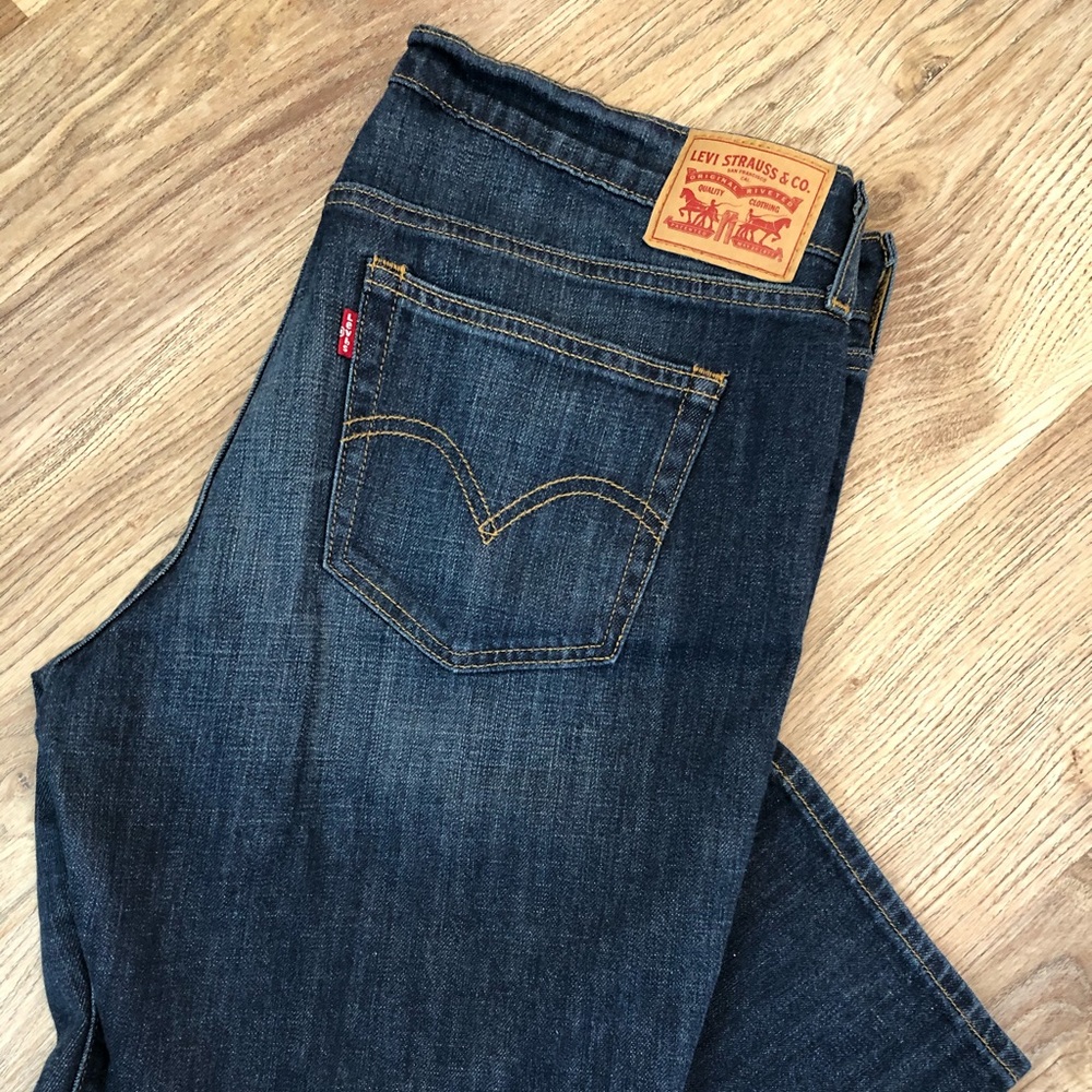 Levi’s Boyfriend stretch, straight leg